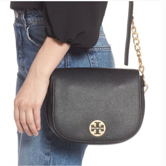Tory Burch Handbags - $5 ship Tory Burch Everly Flap Crossbody classic saddlebag black handbag